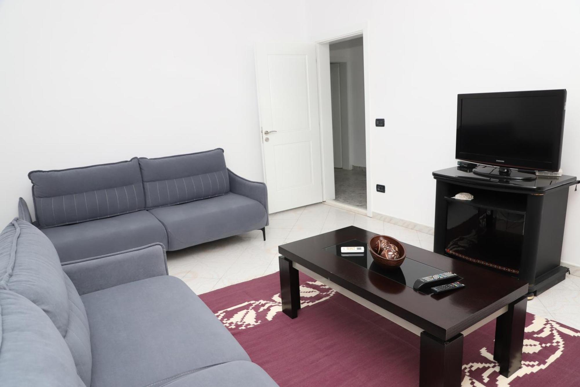 Apartment Eda City Center Berat Eksteriør bilde